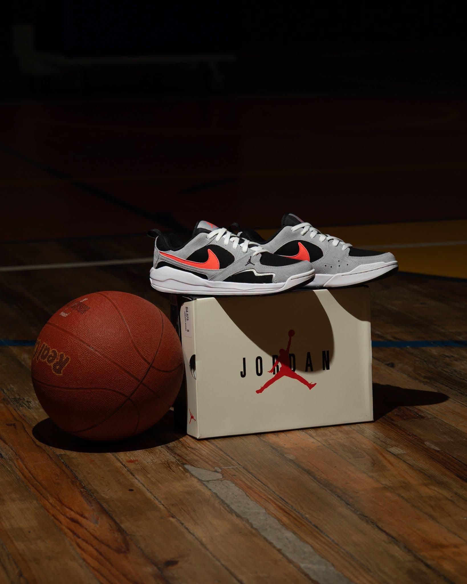 NIKE JORDAN CMFT ERA